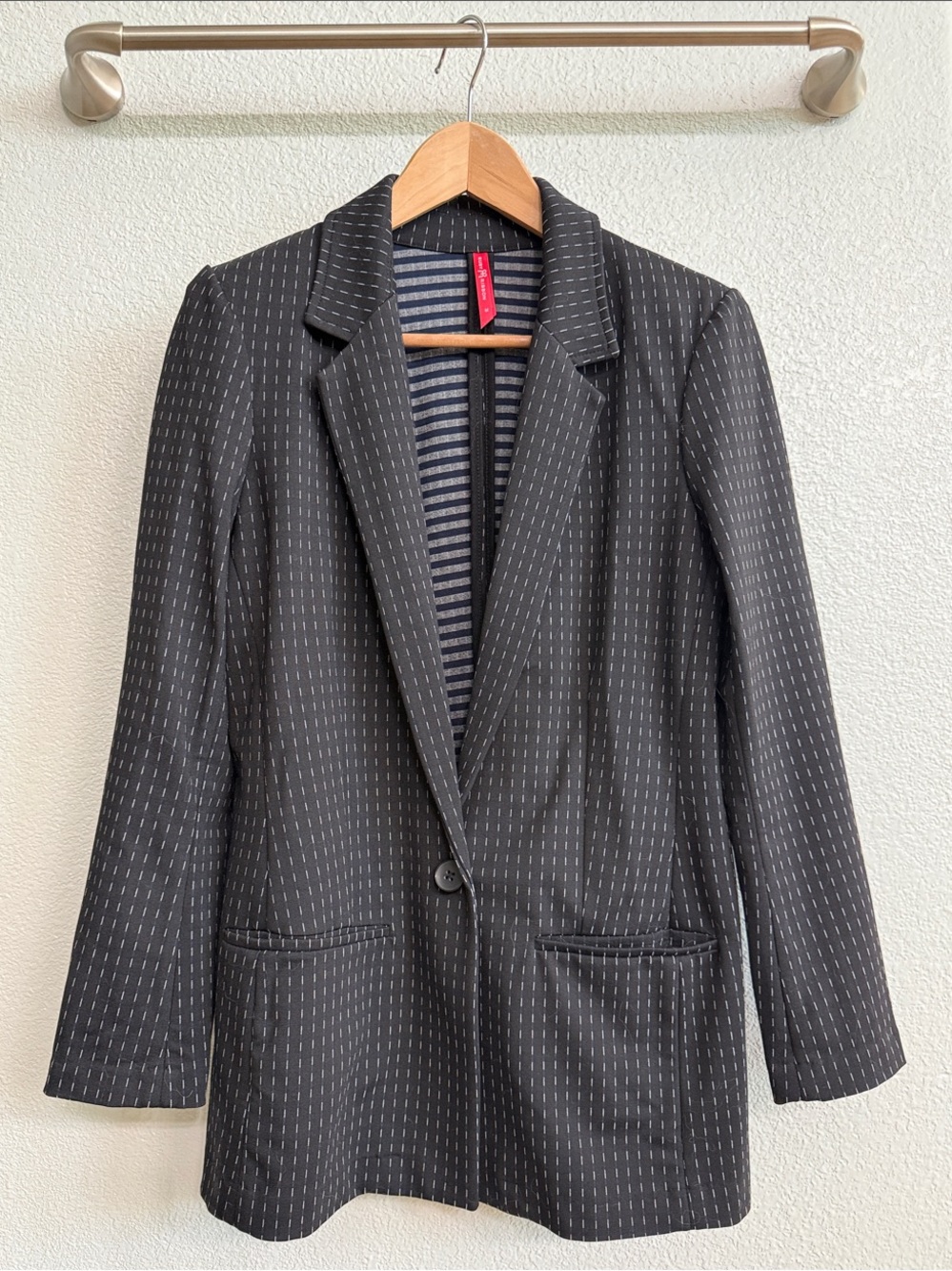 Ruby Ribbon navy/black Pinstripe Single-Button Blazer